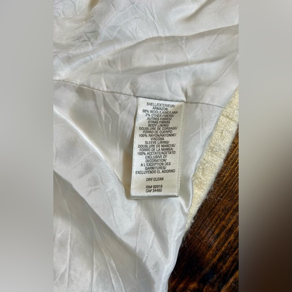 Juicy Couture tweed jacket Chanel style, wool. Size 10 - Picture 8 of 12